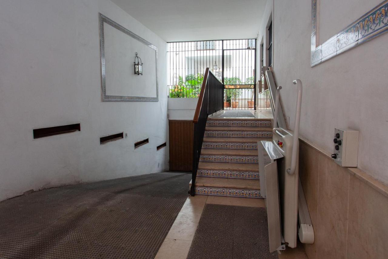 Pikis Apartment Center 1 เซบีญา ภายนอก รูปภาพ
